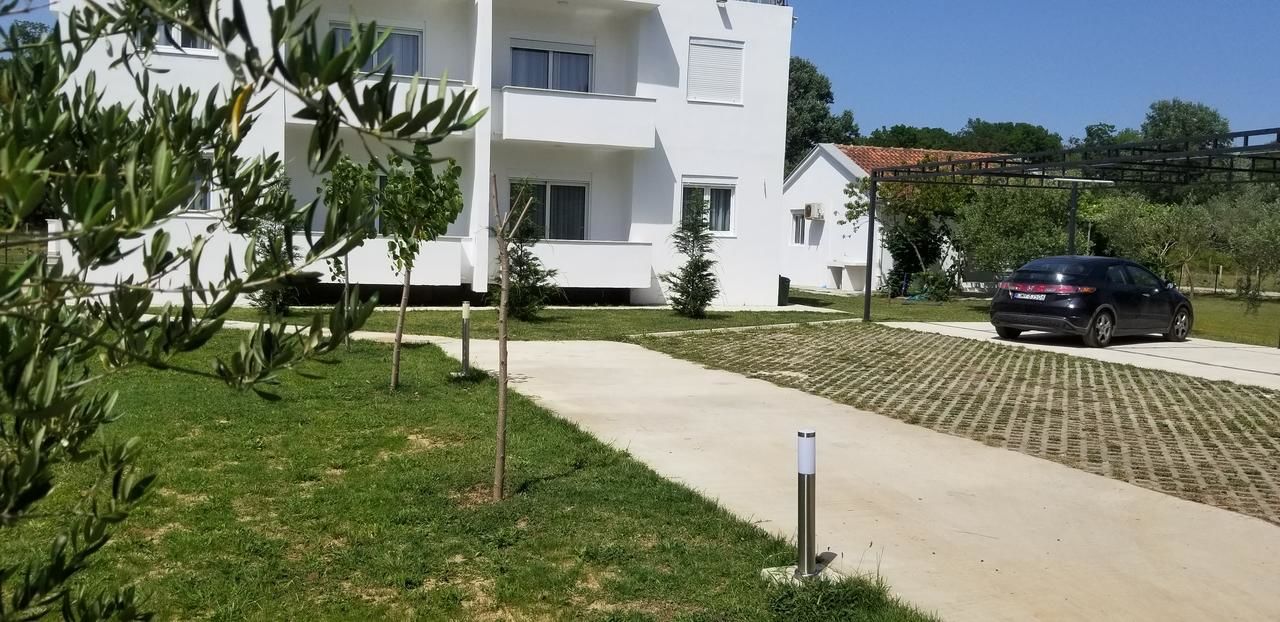 Апарт-отели Riviera Inn apartments Улцинь-12
